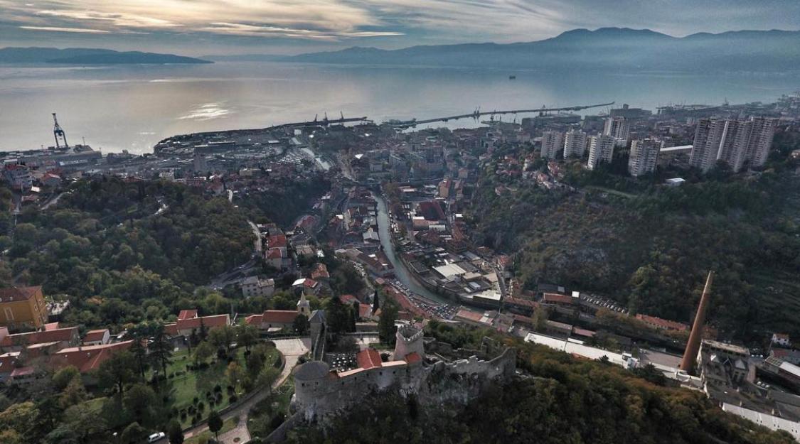 Apartmán Linden Trsat With Balcony Rijeka Exteriér fotografie