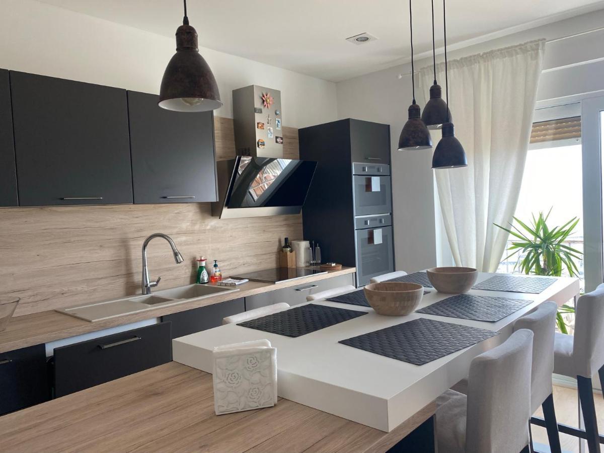 Apartmán Linden Trsat With Balcony Rijeka Exteriér fotografie